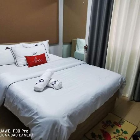 Staycation Condotel @ 150 Newport Pasay City มะนิลา ภายนอก รูปภาพ